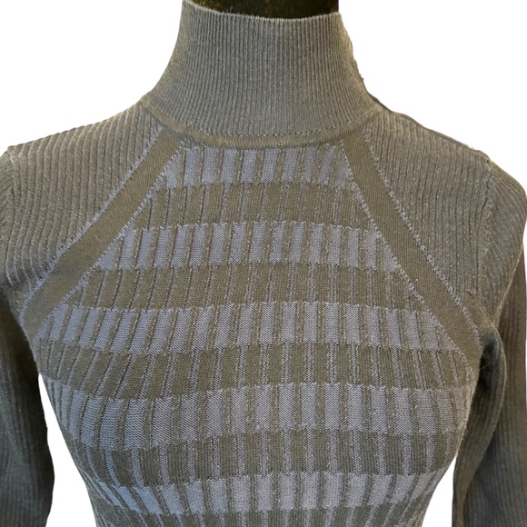 🎁 Karen Millen Blue Stripe 3/4 Sleeve Sweater Size 2 - Picture 2 of 8